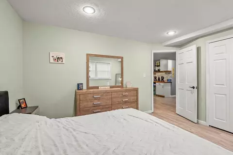 1146 Fleur Dr, Waterloo, IA 50701 photo 16