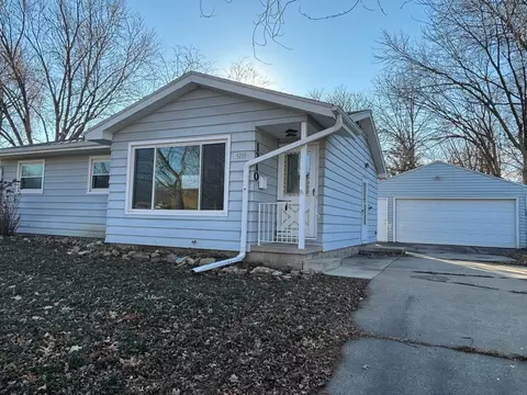 1210 Higby, Cedar Falls, IA 50613