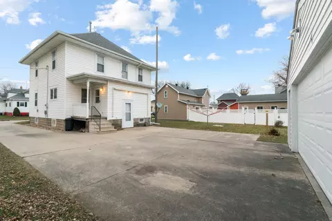 411 W 3rd St, Sumner, IA 50674 photo 29