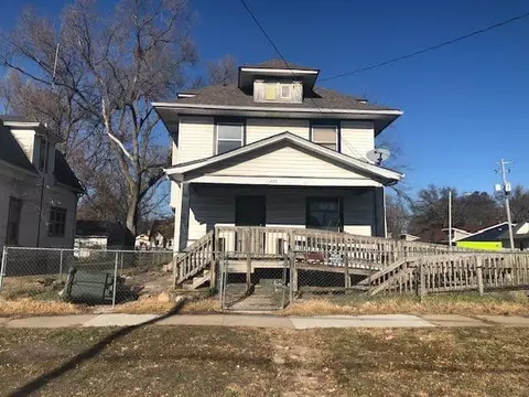 233 Gable St, Waterloo, IA 50703