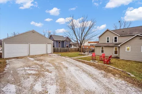 1221 Main St, Cedar Falls, IA 50613