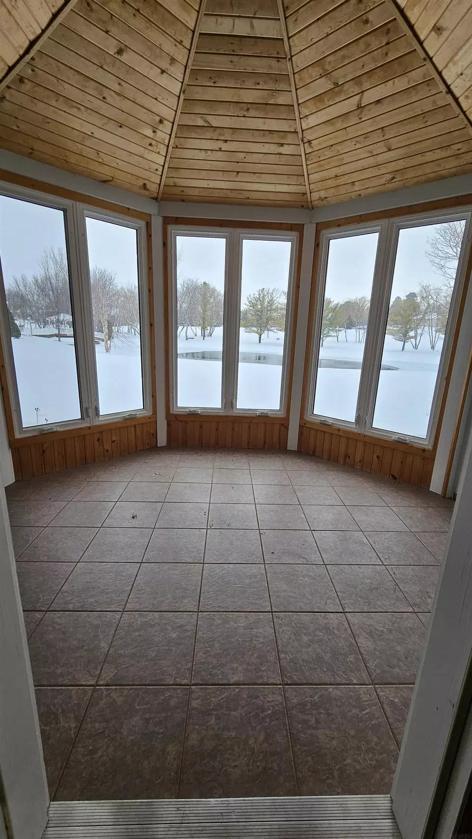  105 Lake View Ct, New Hampton, IA 50659 photo 10