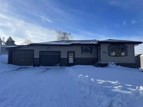 409 W First St, Monona, IA 52159