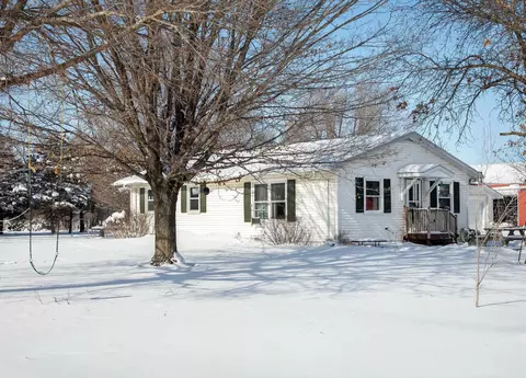 1167 160th St, Plainfield, IA 50666
