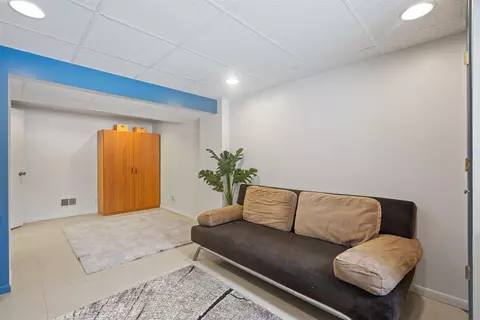 469 Progress Ave, Waterloo, IA 50701 photo 16