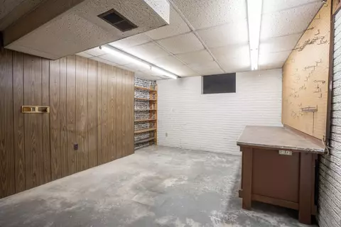 231 Lambeth Rd, Waterloo, IA 50701 photo 18