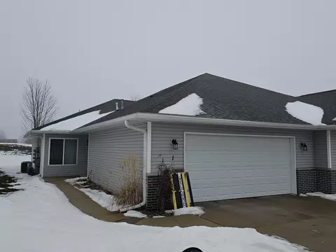 3902 Legacy Ln #1, Cedar Falls, IA 50613