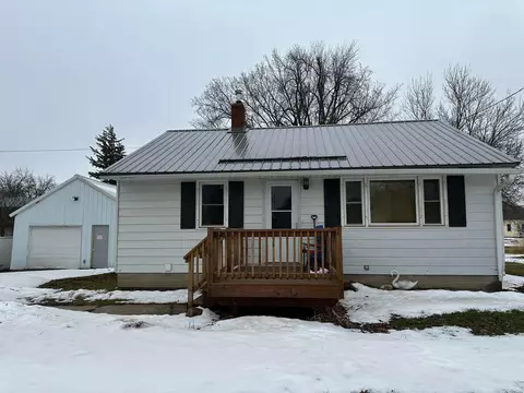 311 Central St, Protivin, IA 52163
