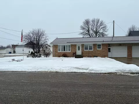 170 N Hamilton, Fredericksburg, IA 50630