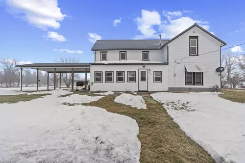 401 East St, Brandon, IA 52210