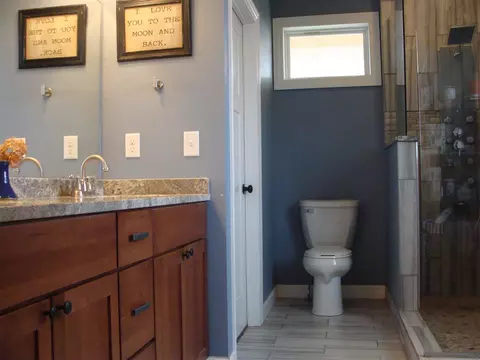2837 Locust Rd, Decorah, IA 52101 photo 10