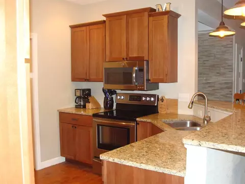 2837 Locust Rd, Decorah, IA 52101 photo 5
