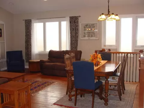 2837 Locust Rd, Decorah, IA 52101 photo 4