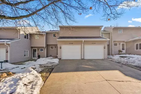 3708 Eastpark Rd, Cedar Falls, IA 50613