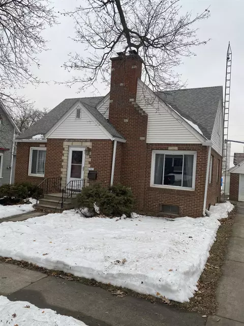 506 5th St, Traer, IA 50675