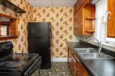 122 E Prospect St, Shell Rock, IA 50670 photo 12