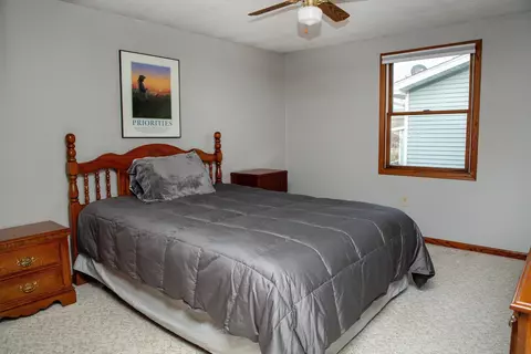 Bedroom - 722 2nd St, Plainfield, IA 50666 photo 3 of 3