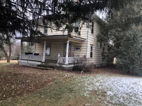 420 East St, Arlington, IA 50606