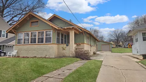 517 Campbell Ave, Waterloo, IA 50701