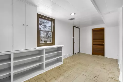 1725 E Mitchell Ave, Waterloo, IA 50702 photo 16