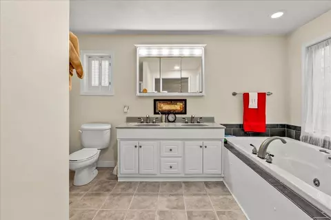 240 Ivanhoe, Waterloo, IA 50701 photo 10