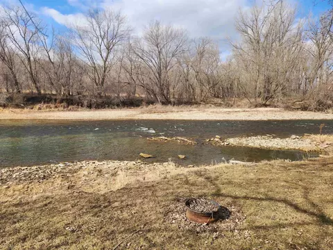 215 Riverview Dr, Decorah, IA 52101 photo 5