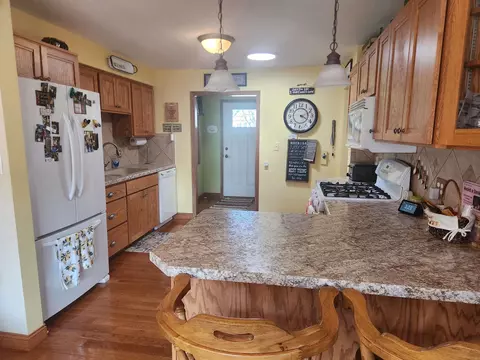 215 Riverview Dr, Decorah, IA 52101 photo 17