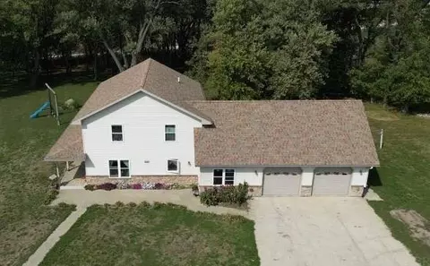 4356 Underwood Ave, Riceville, IA 50466