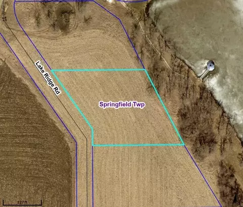 Lake Ridge Road, Decorah, IA 52101