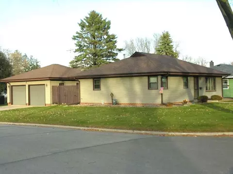403 Pine, Osage, IA 50461