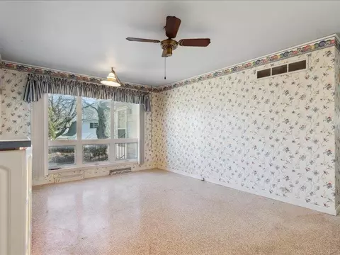 2149 Touchae St, Waterloo, IA 50702 photo 14