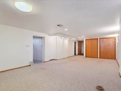 2149 Touchae St, Waterloo, IA 50702 photo 19