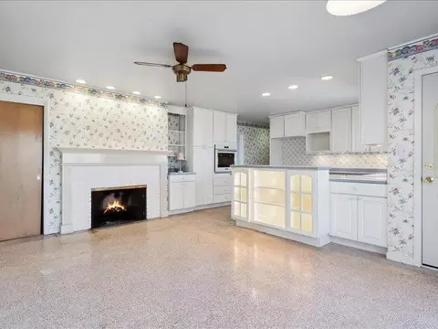 2149 Touchae St, Waterloo, IA 50702 photo 12
