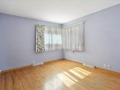 2149 Touchae St, Waterloo, IA 50702 photo 5