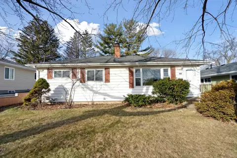 1008 Oregon St, Waterloo, IA 50702