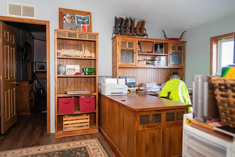 25631 Sinclair Ave, Allison, IA 50602 photo 11