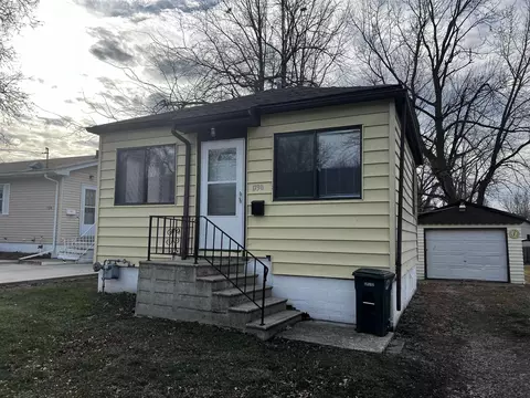 1730 Easton Ave, Waterloo, IA 50702