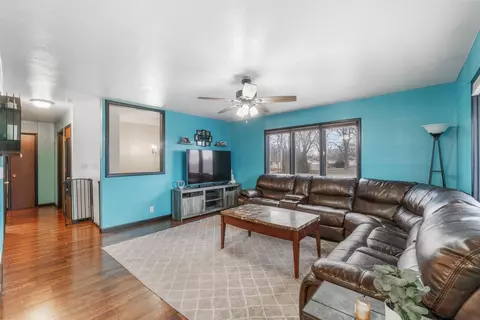 Living - 1446 E Ridgeway Ave, Waterloo, IA 50702 photo 1 of 3