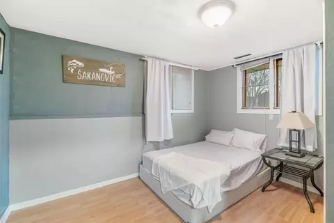 Bedroom - 1446 E Ridgeway Ave, Waterloo, IA 50702 photo 4 of 4