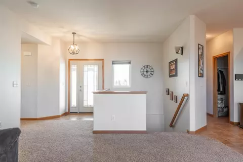 2617 Pendleton Dr, Cedar Falls, IA 50613 photo 5