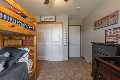 2617 Pendleton Dr, Cedar Falls, IA 50613 photo 18