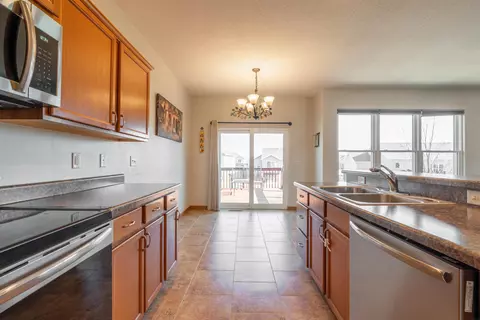2617 Pendleton Dr, Cedar Falls, IA 50613 photo 9