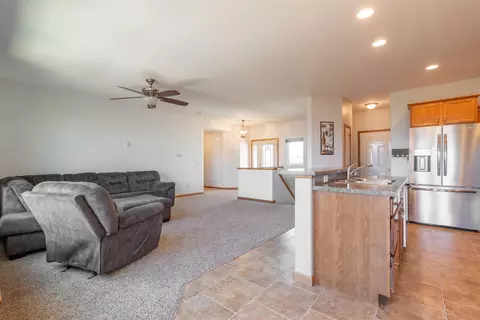 2617 Pendleton Dr, Cedar Falls, IA 50613 photo 4