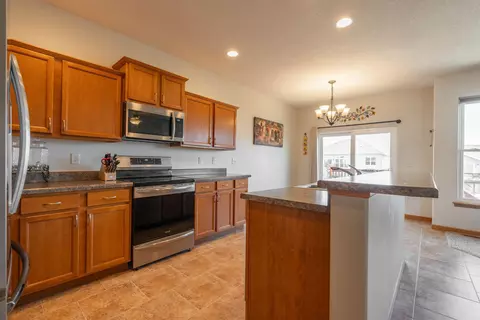 2617 Pendleton Dr, Cedar Falls, IA 50613 photo 8