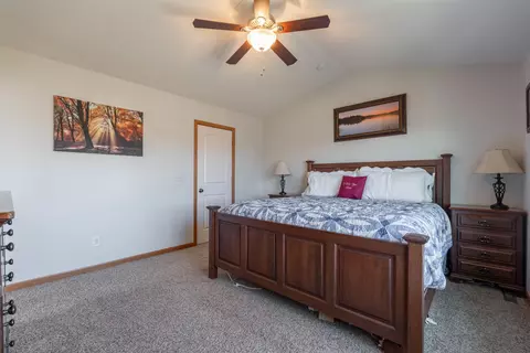 2617 Pendleton Dr, Cedar Falls, IA 50613 photo 11