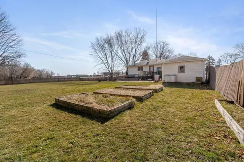 209 E Main St, Dunkerton, IA 50626 photo 27
