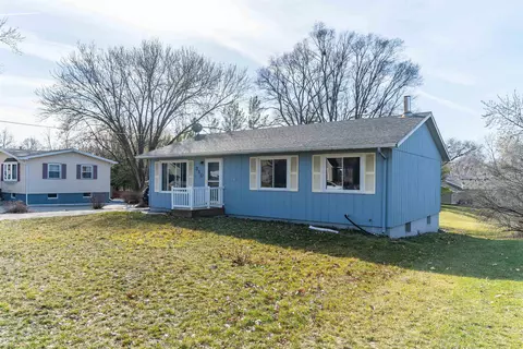 310 S Hackett, Waterloo, IA 50701 photo 3