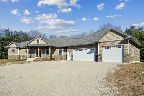3097 Butler Ave, Brandon, IA 52210