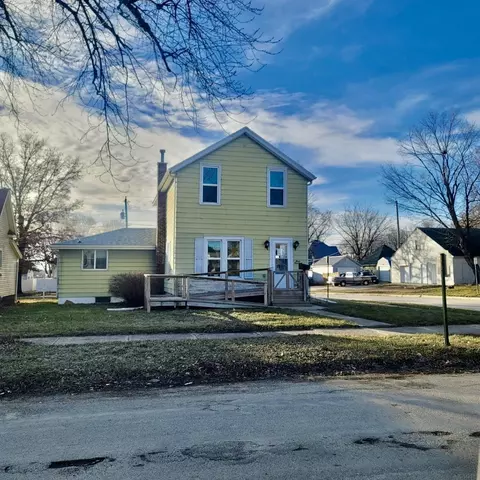 300 4th Ave SE, Oelwein, IA 50662