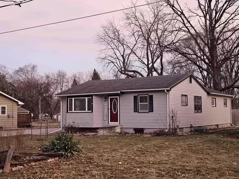 1411 Garden Ave, Waterloo, IA 50701